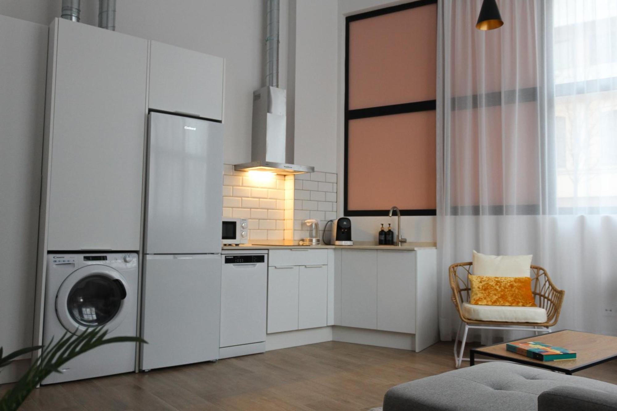 Monkeys Apartments Miraflores Seville Ngoại thất bức ảnh